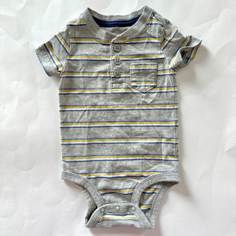 NWOT Osh Kosh Baby Boy Onesie 6M